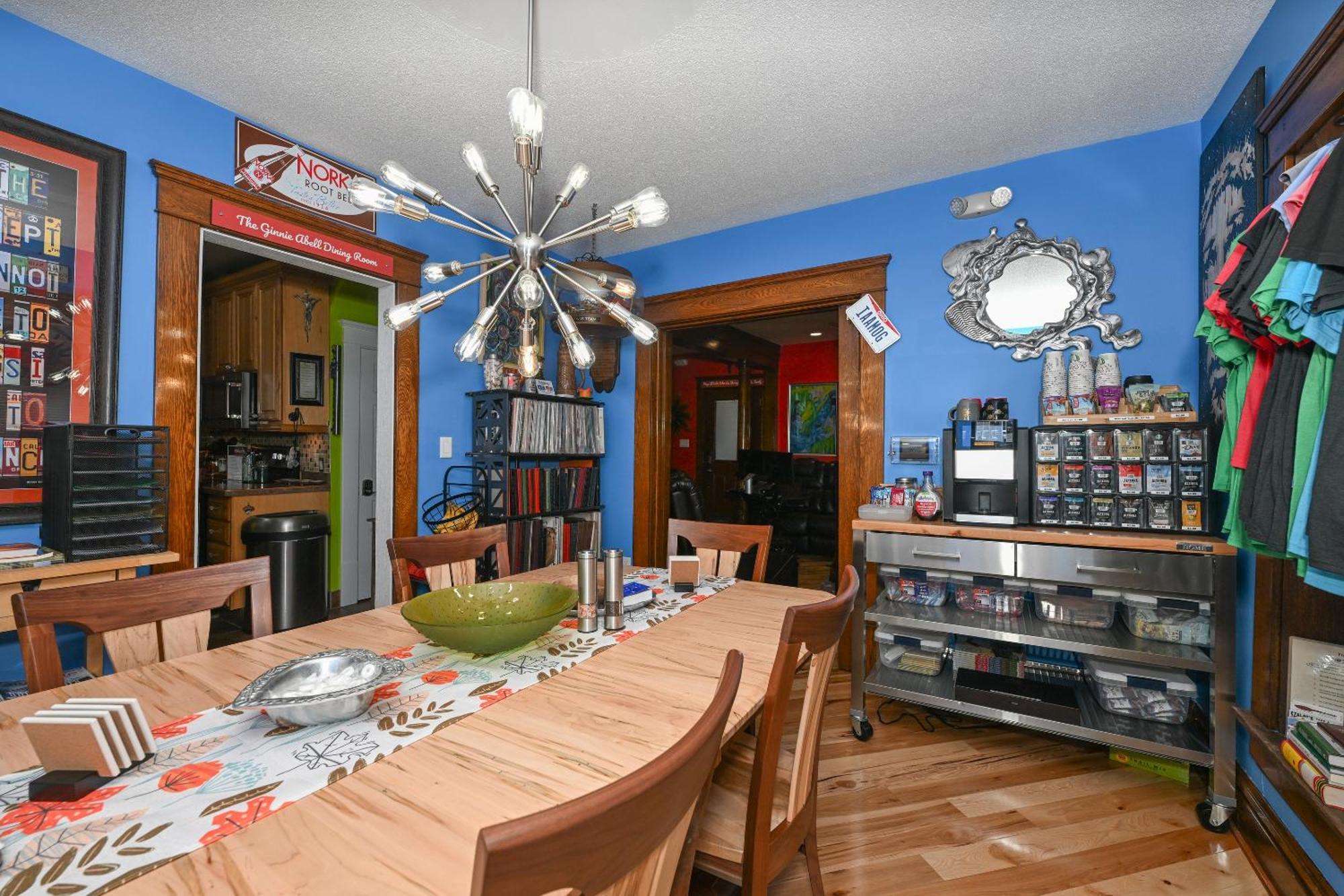 Berrodin Bed & Breakfast Akron Bagian luar foto
