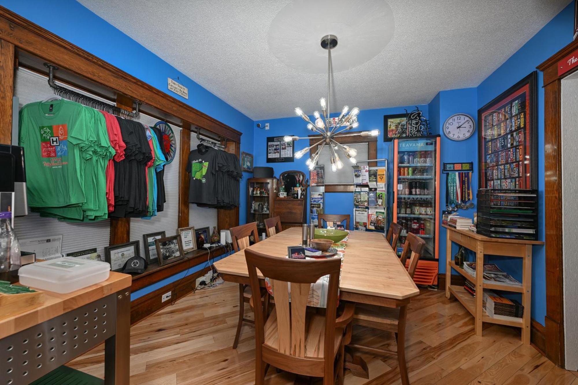 Berrodin Bed & Breakfast Akron Bagian luar foto