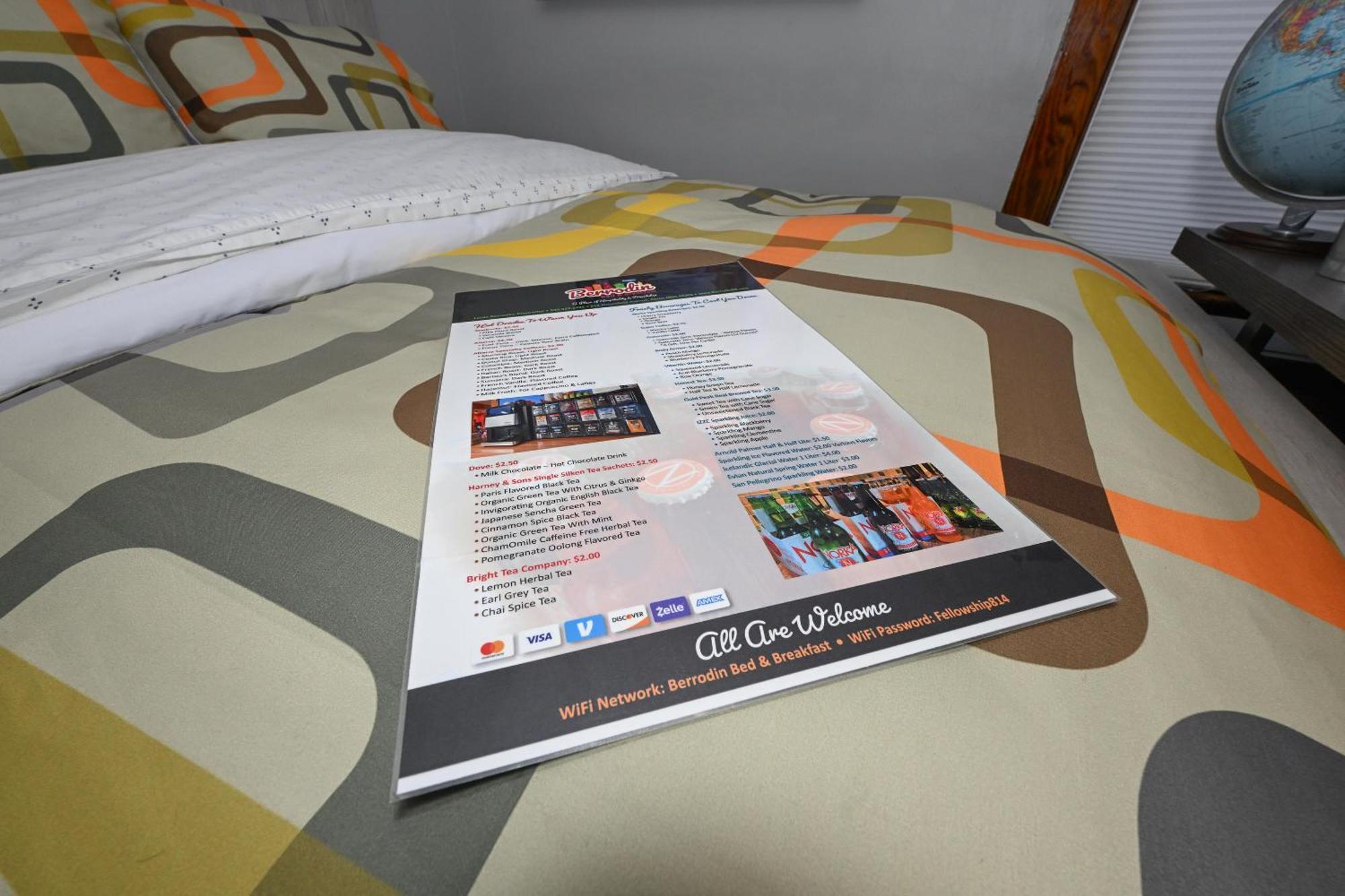 Berrodin Bed & Breakfast Akron Bagian luar foto