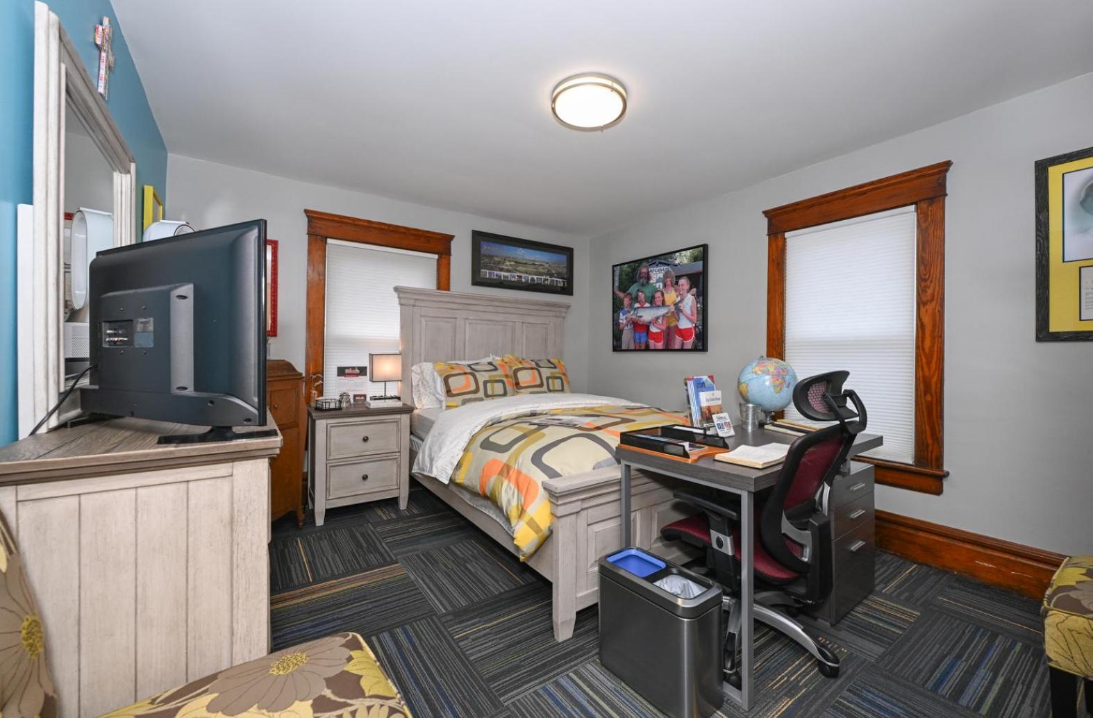 Berrodin Bed & Breakfast Akron Bagian luar foto